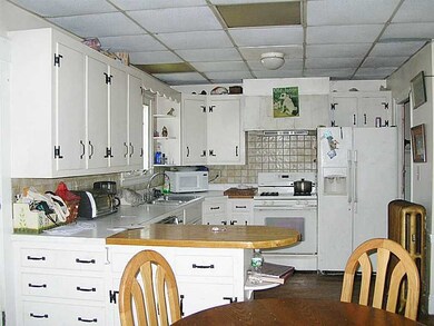 122 Blossom Rd, Westport, MA 02790 - photo 2