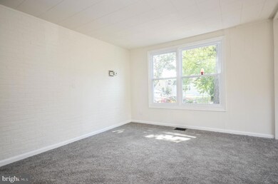 6324 Patterson St, Riverdale, MD 20737 - photo 3