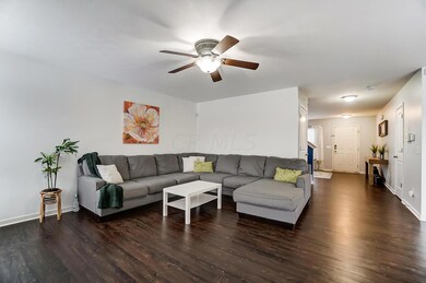 4530 Trickle Creek Ln, Columbus, OH 43228 - photo 5