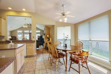 Large breakfast area