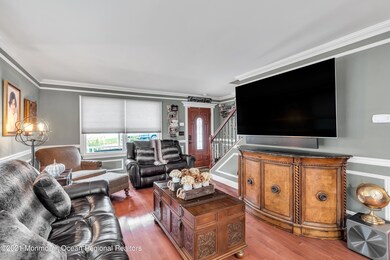 60 Institute St, Freehold, NJ 07728 - photo 7