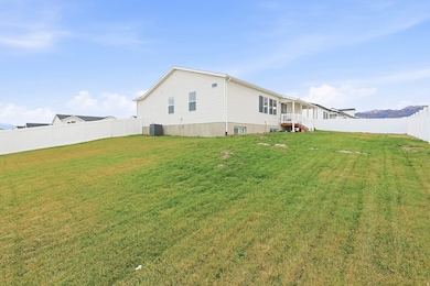 1128 W High Plains Dr, Grantsville, UT 84029 - photo 4