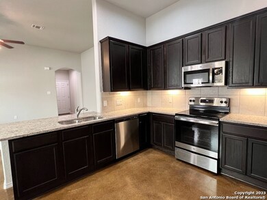 1130 Renee Way, Seguin, TX 78155 - photo 5