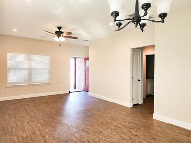 710 Martin Luther King St, Denison, TX 75020 - photo 7