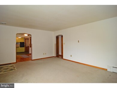 3210 Fulton St, Reading, PA 19605 - photo 3