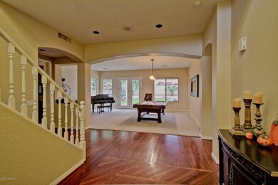 Entrance to Dining, liviing room