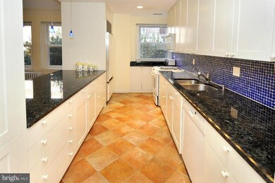 The Broadmoor Cooperative unit 121, Washington, DC 20008 - photo 2