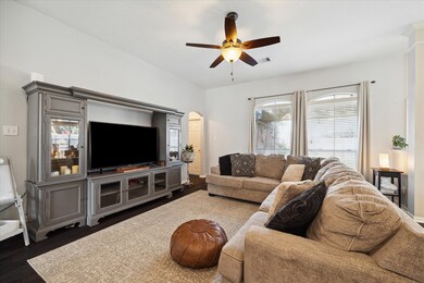 8318 E Copper Lakes Dr, Houston, TX 77095 - photo 6