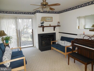267 Barclay Ct unit 267, West Deptford, NJ 08051 - photo 5