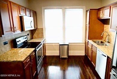 1117 Willow Branch Ave, Jacksonville, FL 32205 - photo 5