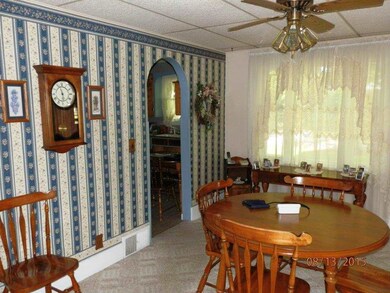 Lots of room to gather around the table.