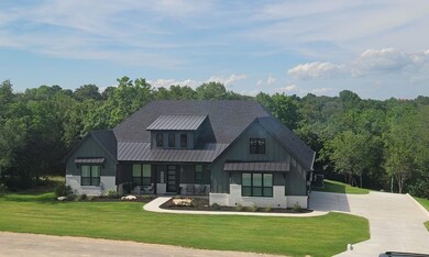 3912 Legend Trail, Granbury, TX 76049 - photo 2