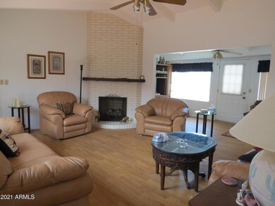 10136 W Cinnebar Ave, Sun City, AZ 85351 - photo 6