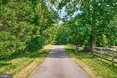 12401 Caisson Rd, Sully, VA 22030 - photo 2