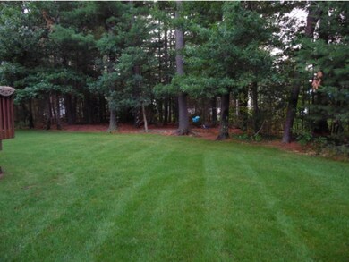 10 Wanda Ln, Nashua, NH 03062 - photo 2