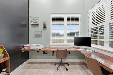 1708 E Holloway, Morrilton, AR 72110 - photo 6