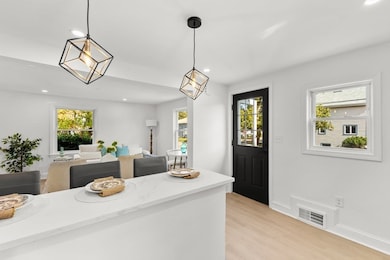 26 Lamb St, Attleboro, MA 02703 - photo 5