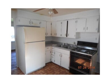 1817 Dewey St, Anderson, IN 46016 - photo 4