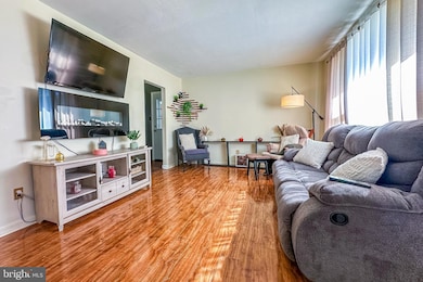 813 Aston Martin Dr, Lindenwold, NJ 08021 - photo 5