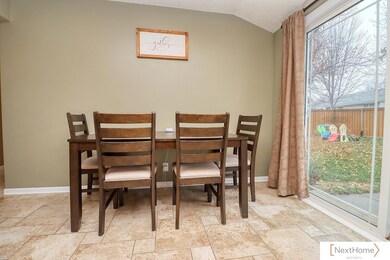 1709 SW 21st St, Lincoln, NE 68522 - photo 5