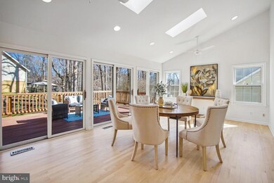 25 Flints Grove Dr, North Potomac, MD 20878 - photo 4