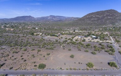 Mexican Hat, Elephant Butte Mtns