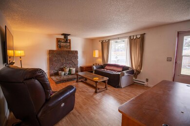 LivingRoom2