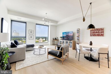 Verse unit 2309-1, McLean, VA 22102 - photo 2