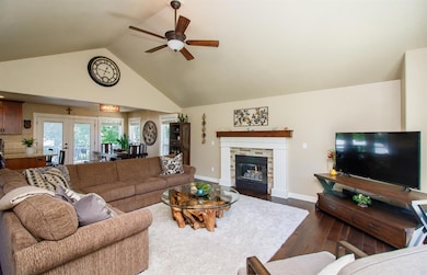 2415 Spring St, Medford, OR 97504 - photo 6