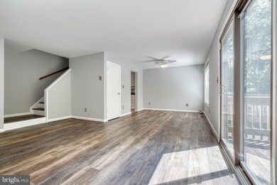 72 Dendron Ct, Parkville, MD 21234 - photo 4