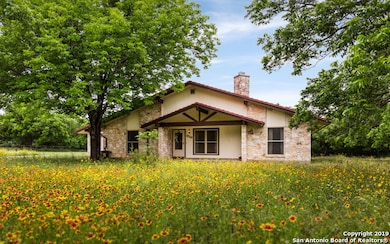 17110 Low Rd, Helotes, TX 78023 - photo 3