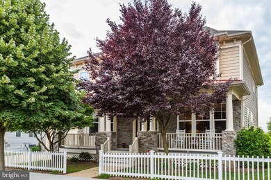 23842 Burdette Forest Rd, Clarksburg, MD 20871 - photo 2