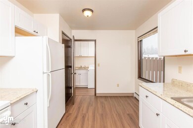 05-2350 Kitchen-ELKO4348