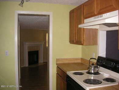 2773 Synhoff Dr W, Jacksonville, FL 32216 - photo 6