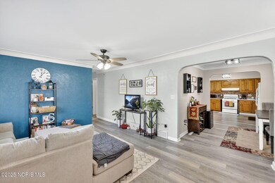 1059 Leith St, Maumee, OH 43537 - photo 7