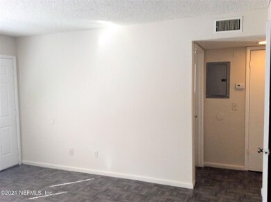 5227 Westchase Ct, Jacksonville, FL 32210 - photo 6