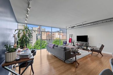 9_living room 01