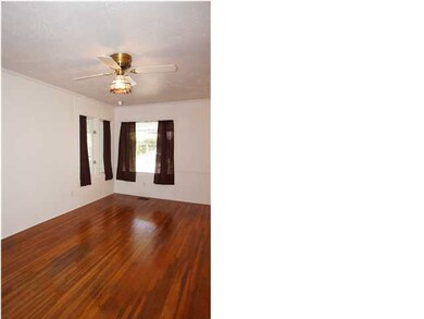 Freshly Painted Interior sure to match any Decor