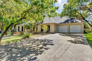 125 Tanglewood Dr, Fredericksburg, TX 78624 - photo 3