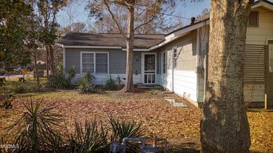 301 Ballentine St, Bay Saint Louis, MS 39520 - photo 2