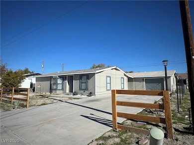 1111 S Comstock Cir E, Pahrump, NV 89048 - photo 2