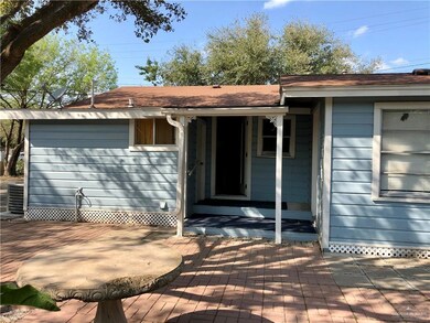 211 N Fir St, Pharr, TX 78577 - photo 3