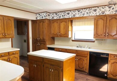 1514 Carol Ln, Wichita Falls, TX 76302 - photo 5