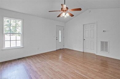 2112 King Ct, Asheboro, NC 27203 - photo 3