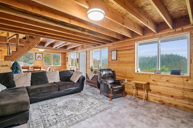 311 Grays Creek Rd, Grants Pass, OR 97527 - photo 4