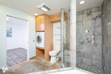 Bathroom 20180711-DW-2827-SMALL
