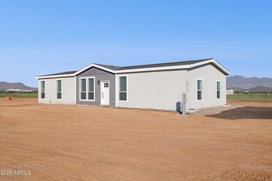 18110 N Amelia Dr, Maricopa, AZ 85139 - photo 6