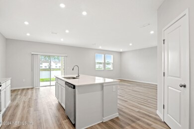 14726 Cashew Ave, Jacksonville, FL 32218 - photo 4