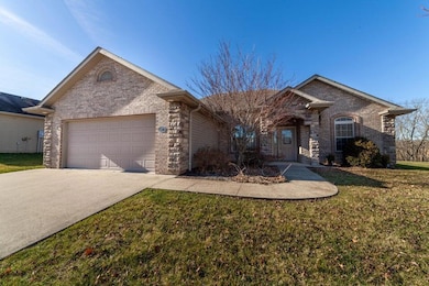 5303 Flatts Mill Ct, Columbia, MO 65203 - photo 2