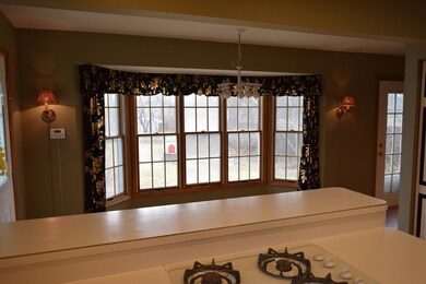 2701 Sigwalt St, Rolling Meadows, IL 60008 - photo 7